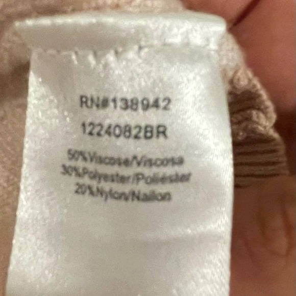 Great blush on-twelfth heart sweater - Picture 11 of 11